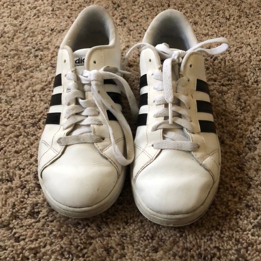 Adidas sneakers 6.5